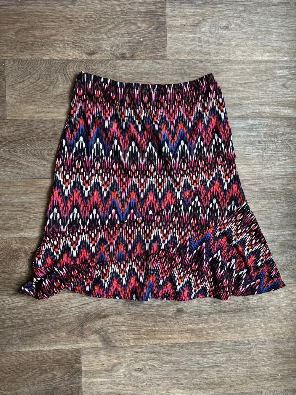 Kim Rogers Chevron Aztec Knit Midi Skirt Size M Multicolor Asymmetrical